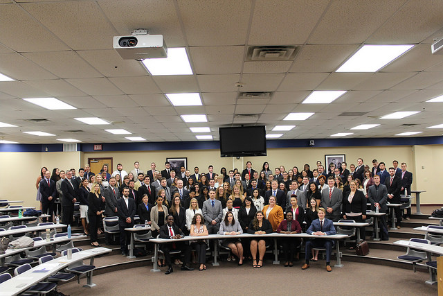 Group photo of the incoming class of 2018.