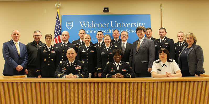 photo of the distinguished guests